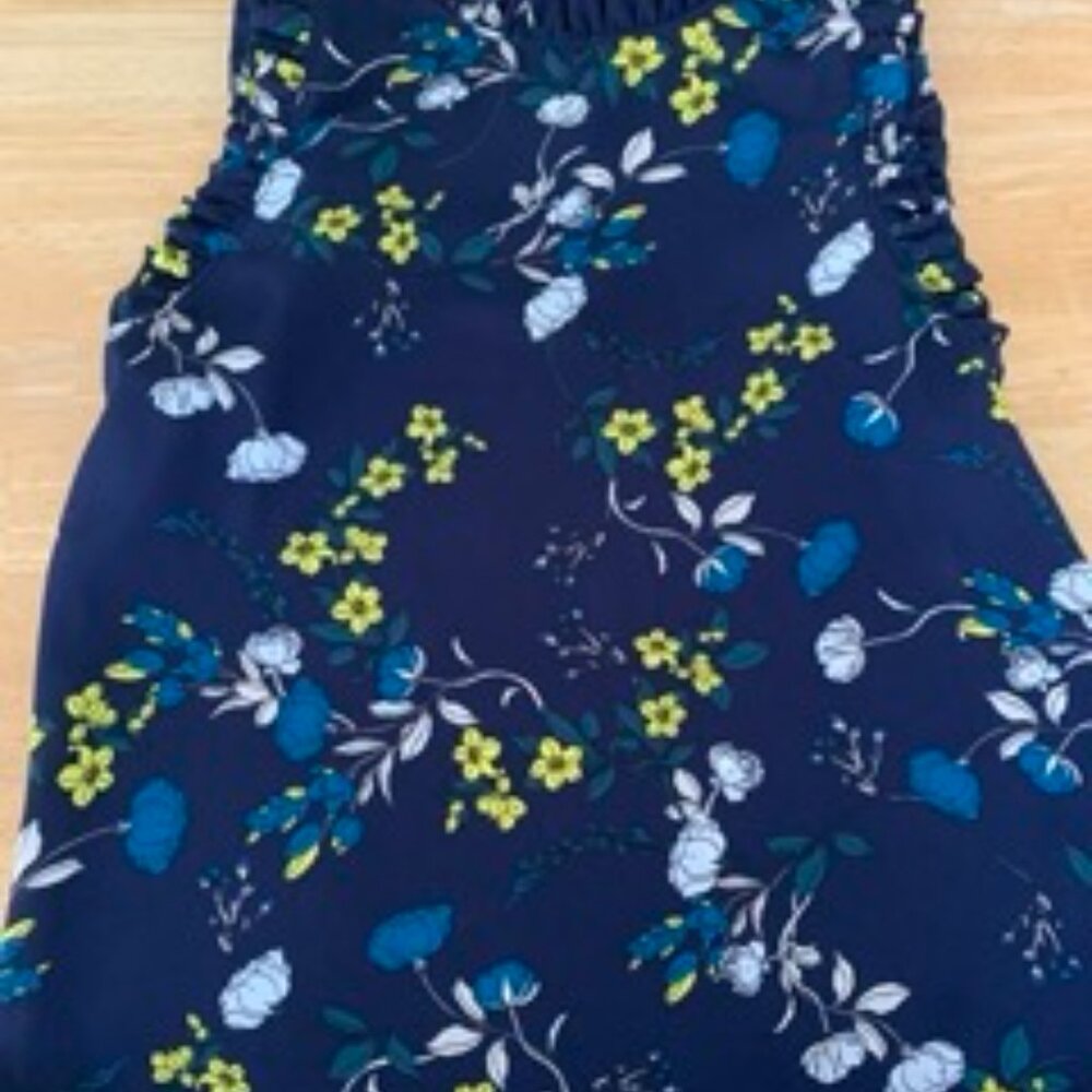 Halogen Ruffle Trim Shell Top - Picture 6 of 8